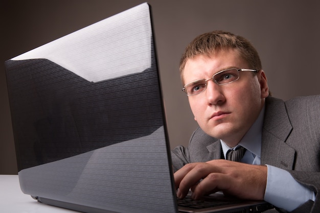 Как бизнес теряет до 70 % заявок из-за ошибок в структуре сайта